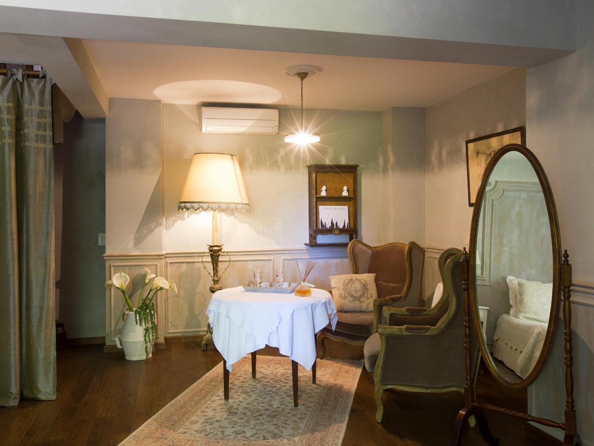 Domaine De Rhodes B&B Aviñón Habitación foto