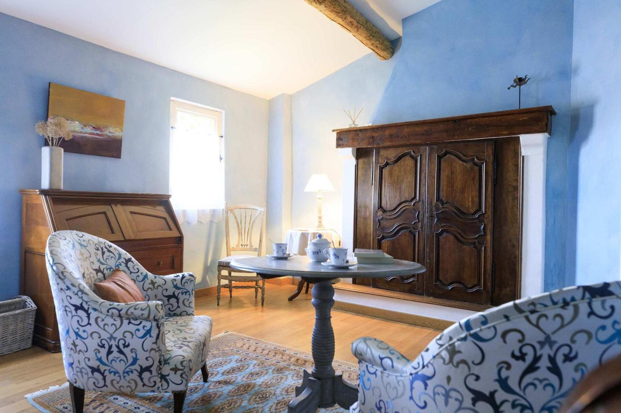 Domaine De Rhodes B&B Aviñón Habitación foto
